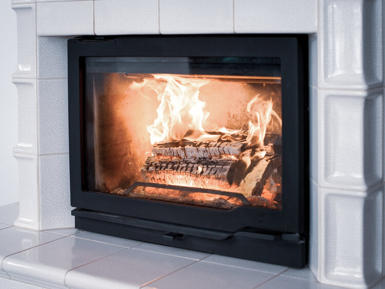 INBETRIEBNAHME HOLZFEUERUNGEN